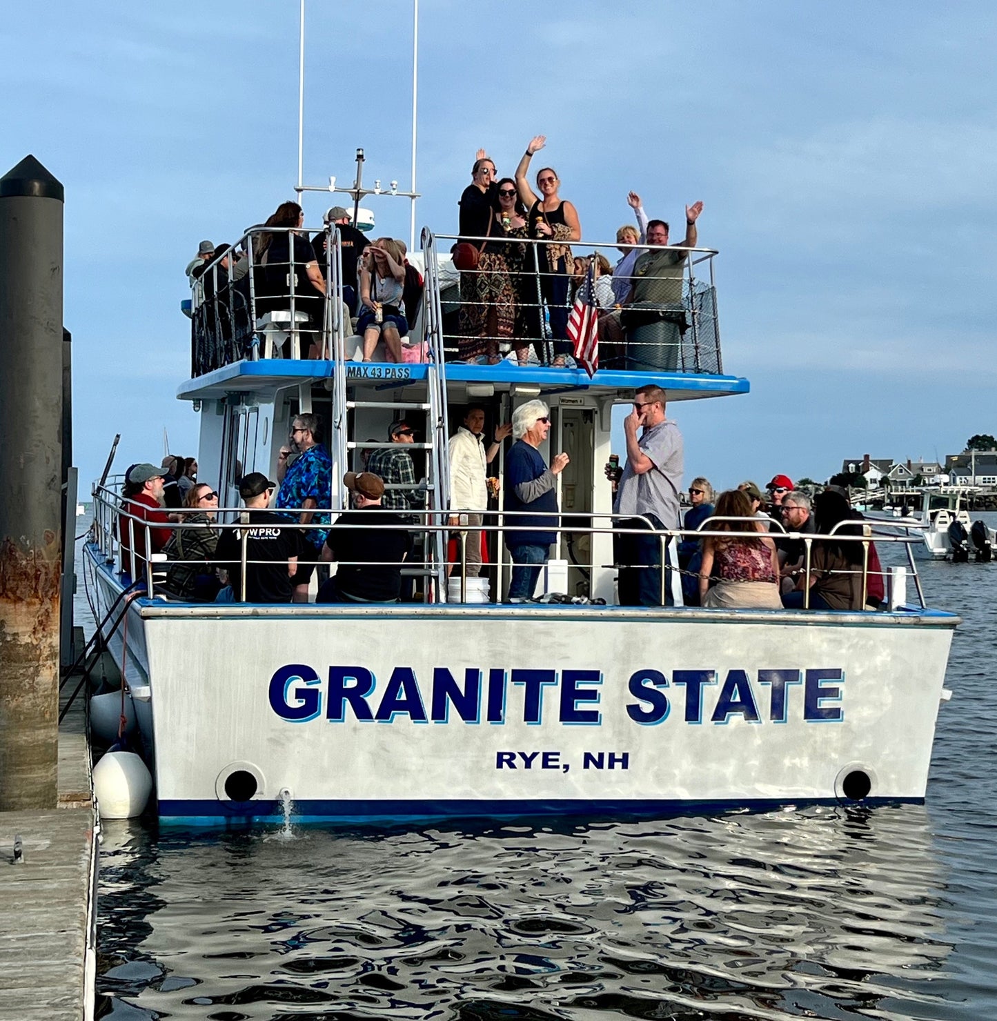 Mon, 8/31: Sunset Harbor Cruise